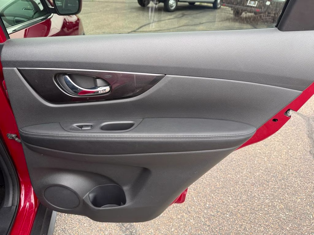 2017 Palatial Ruby Nissan Rogue SV AWD SUV