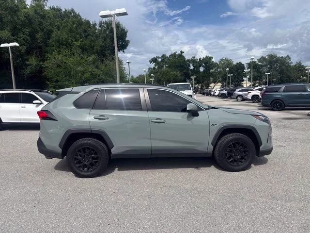 2022 Lunar Rock Toyota RAV4 XLE FWD SUV