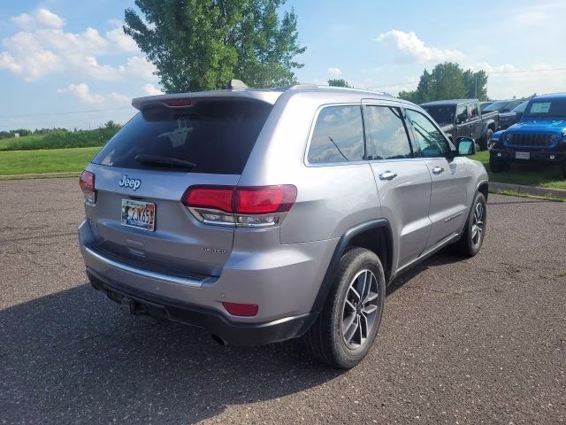 2021 Billet Silver Metallic Clearcoat Jeep Grand Cherokee Limited 4X4 SUV