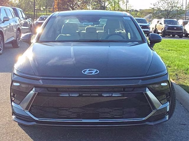2025 Portofino Gray Hyundai Sonata SEL Convenience FWD Sedan