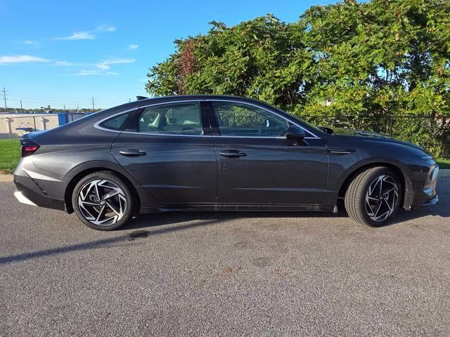 2025 Portofino Gray Hyundai Sonata SEL Convenience FWD Sedan