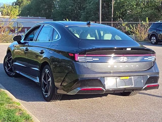 2025 Portofino Gray Hyundai Sonata SEL Convenience FWD Sedan