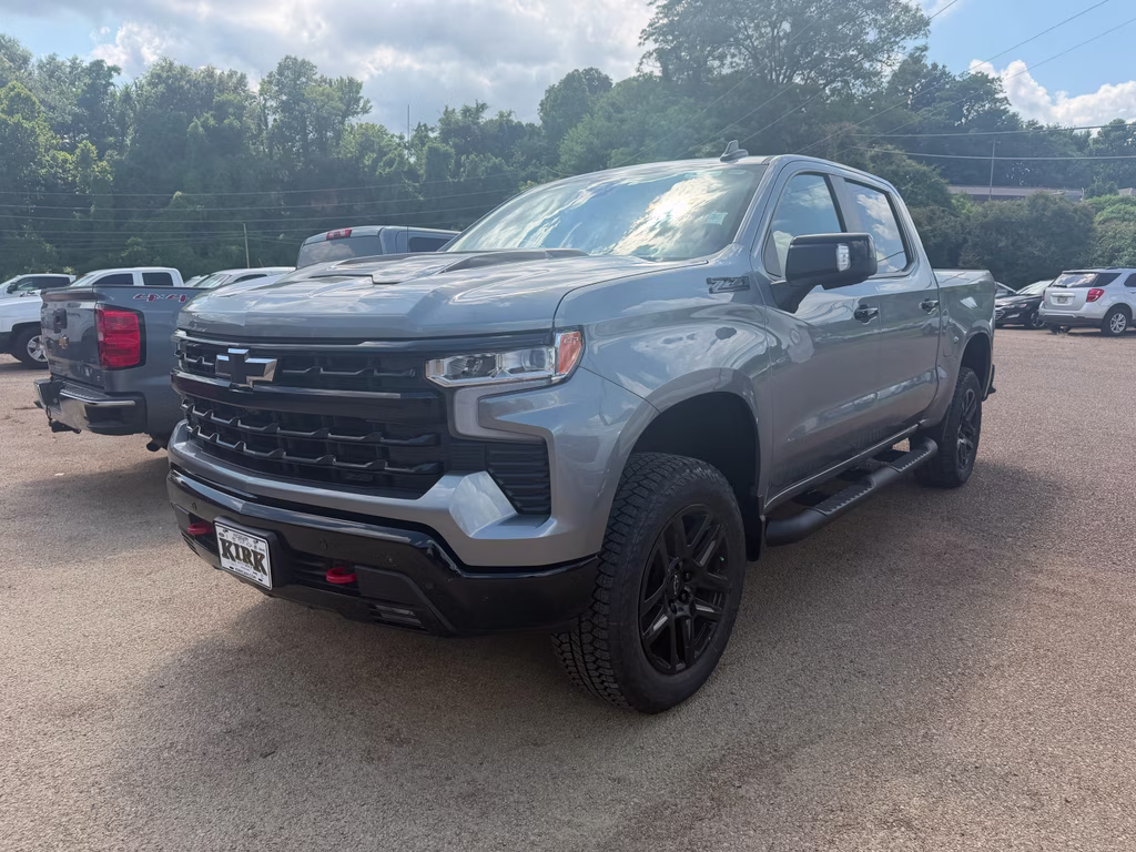 2026 Sterling Gray Metallic Chevrolet Silverado LT Trail Boss 4X4 Truck
