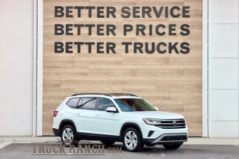 2021 Pure White Volkswagen Atlas 3.6L V6 SE w/Technology SUV