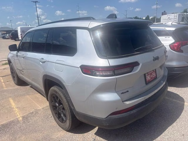 2025 Baltic Gray Metallic CC Jeep Grand Cherokee L Altitude 4X4 SUV
