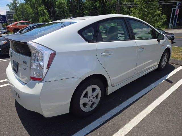 2011 Toyota Prius FWD Hatchback