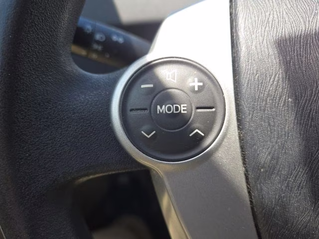 2011 Super White Toyota Prius Two FWD Hatchback