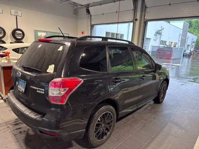 2015 Crystal Black Silica Subaru Forester 2.5i Premium AWD SUV