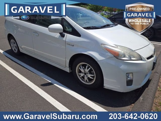 2011 Super White Toyota Prius Two FWD Hatchback