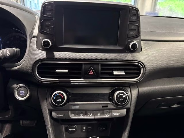 2018 Sonic Silver Hyundai Kona Limited AWD SUV