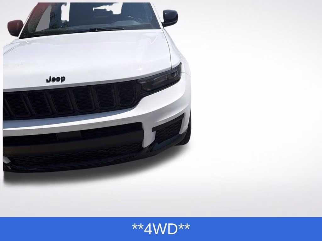 2021 Bright White Clearcoat Jeep Grand Cherokee L Altitude 4X4 SUV