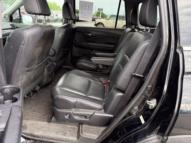 2016 Crystal Black Pearl Honda Pilot Elite AWD SUV