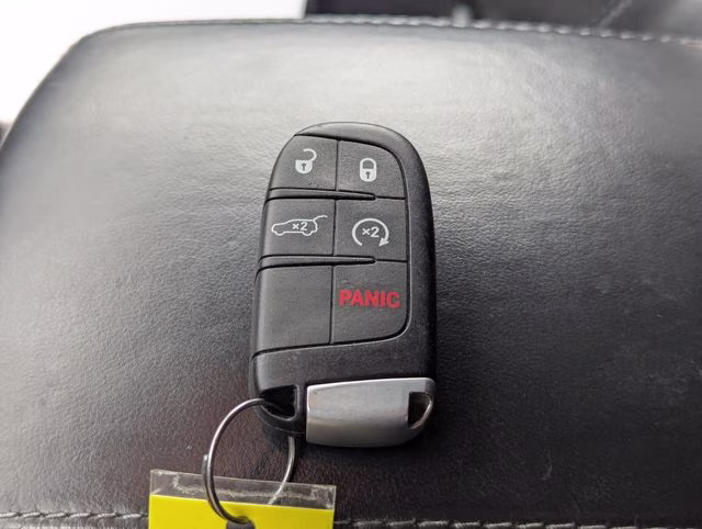 2019 White Knuckle Clearcoat Dodge Durango R/T AWD SUV