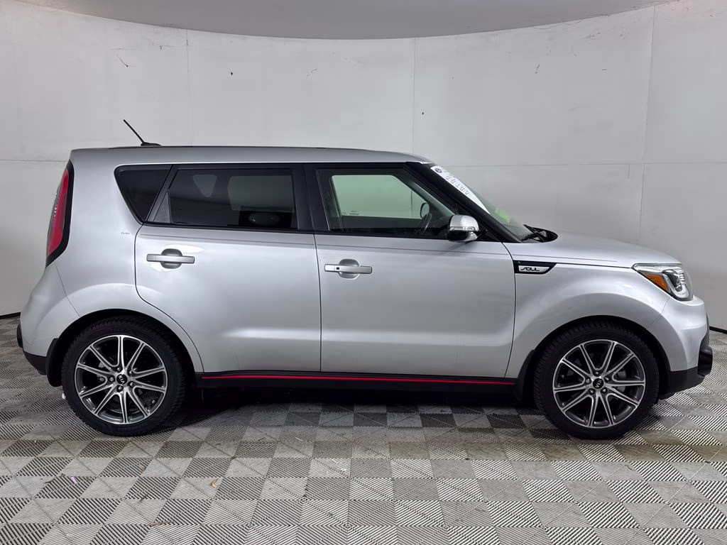 2019 Bright Silver Kia Soul Exclaim FWD Hatchback