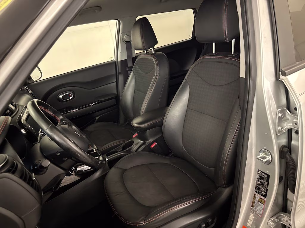 2019 Bright Silver Kia Soul Exclaim FWD Hatchback