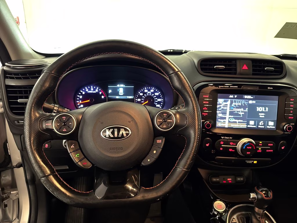 2019 Bright Silver Kia Soul Exclaim FWD Hatchback