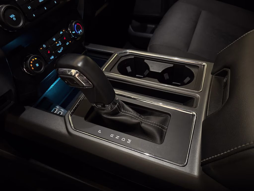 2020 Oxford White Ford F-150 XLT RWD Truck