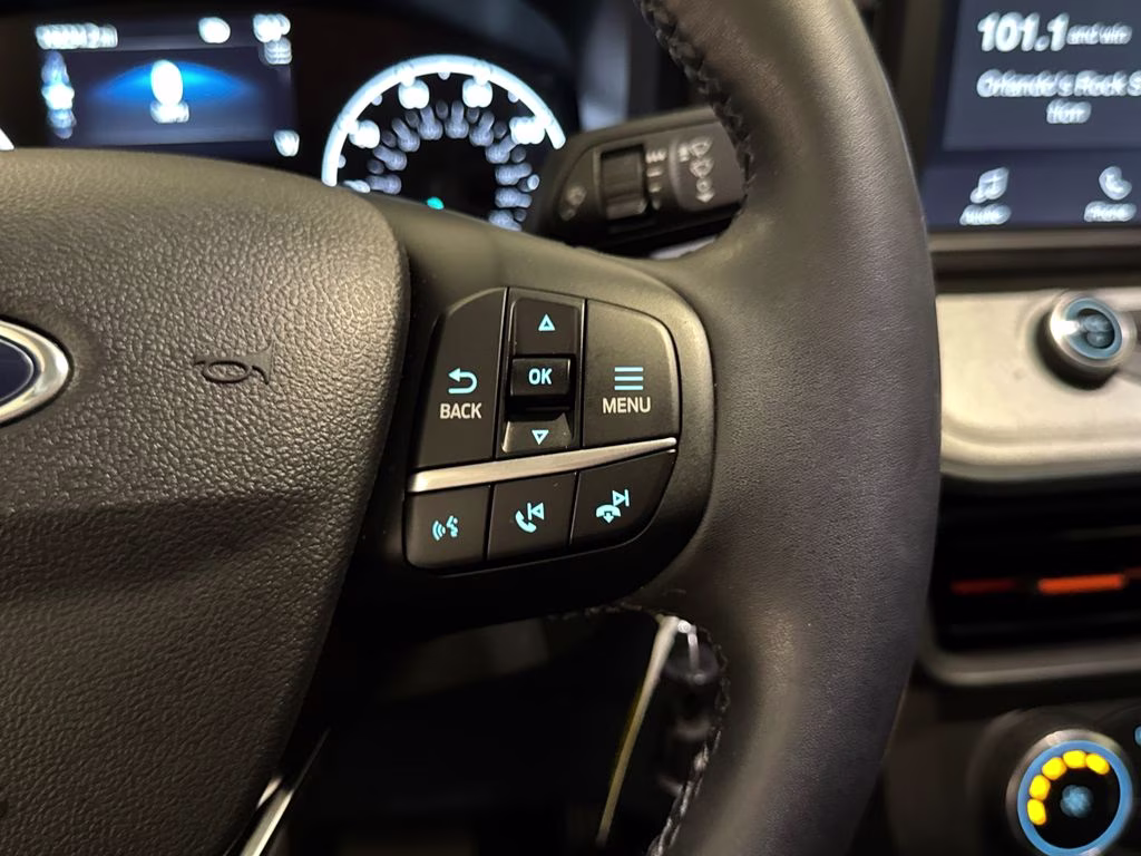 2023 Cactus Gray Ford Maverick XLT FWD Truck