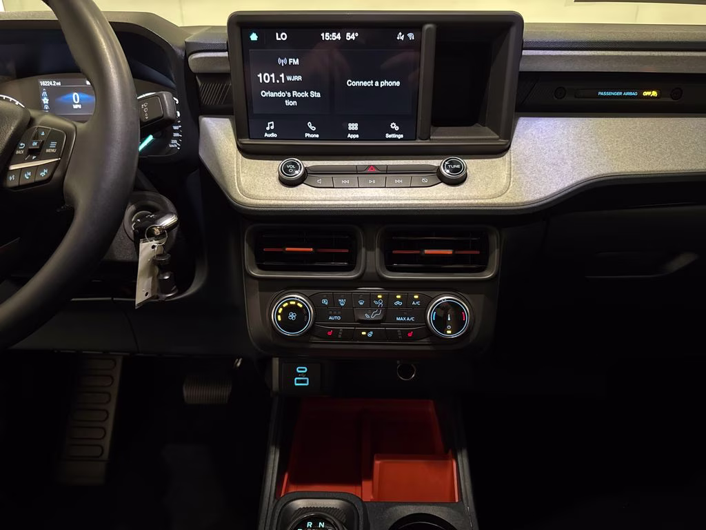 2023 Cactus Gray Ford Maverick XLT FWD Truck