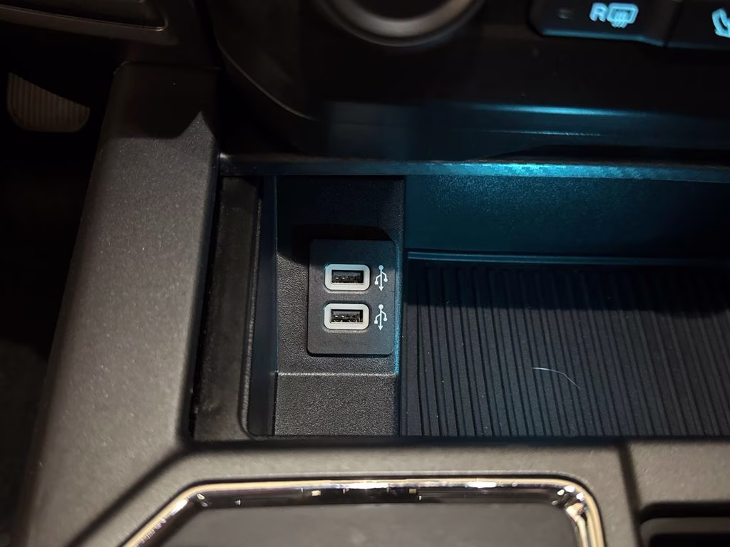 2020 Oxford White Ford F-150 XLT RWD Truck
