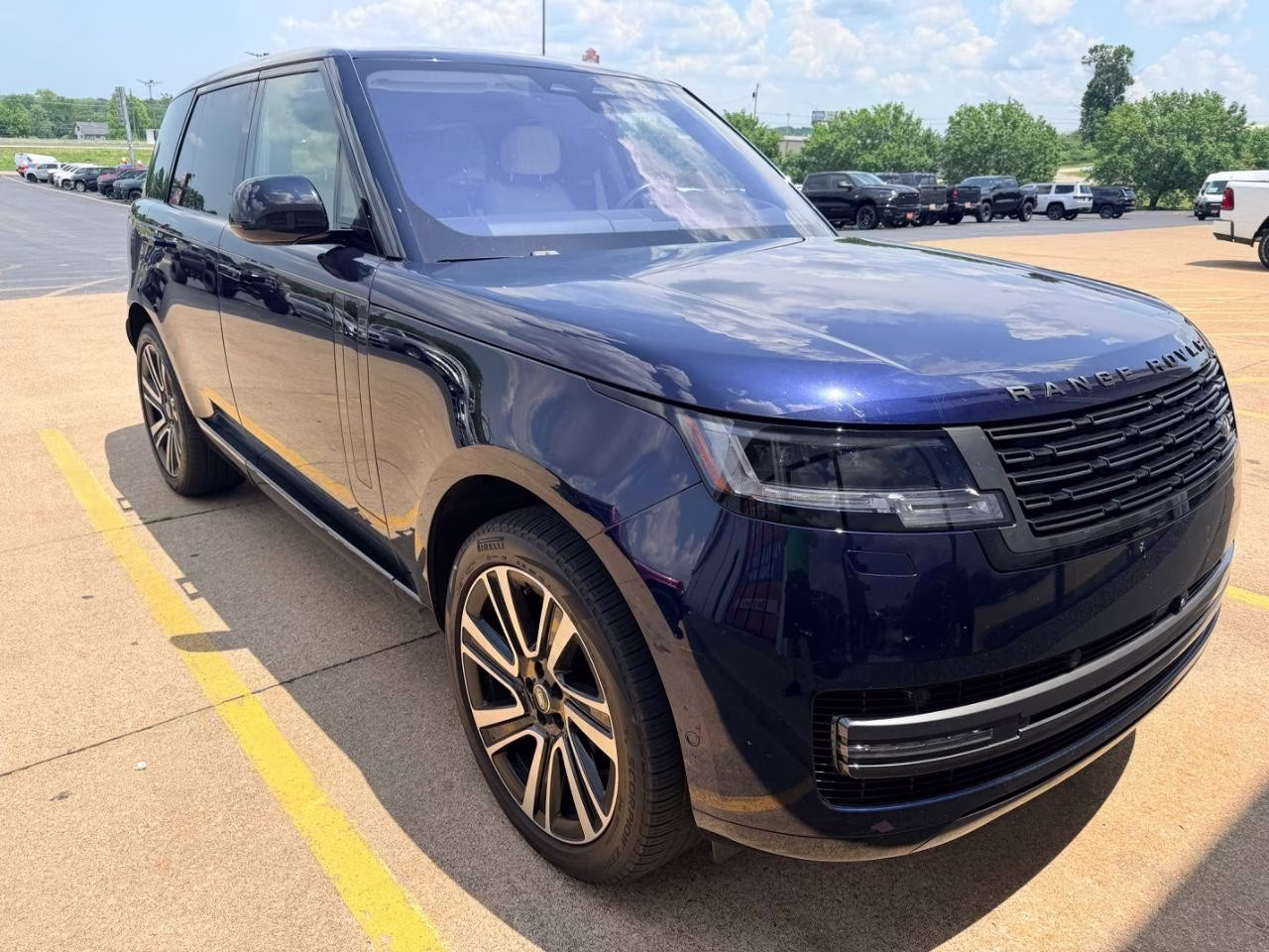 2023 Constellation Blue SV Bespoke Ult Met Gloss Land Rover Range Rover SE AWD SUV