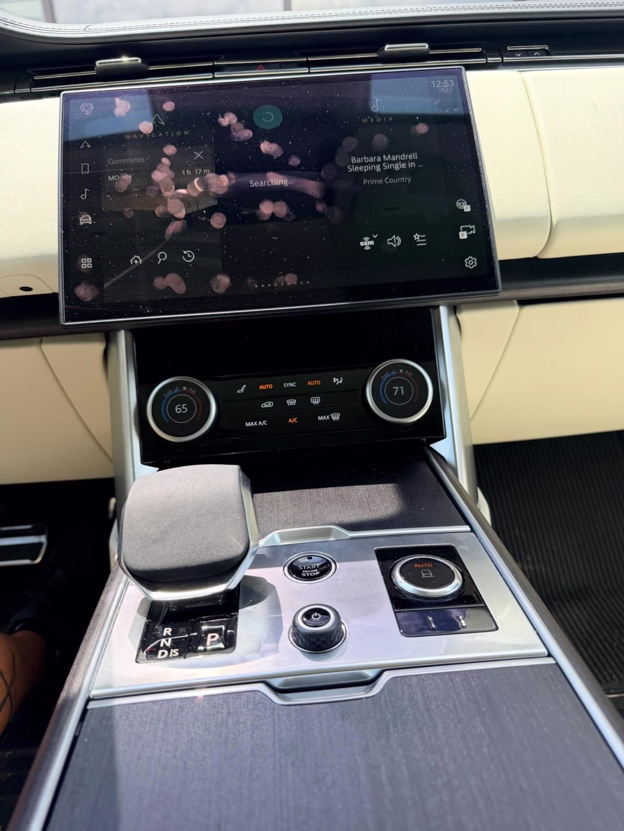 2023 Constellation Blue SV Bespoke Ult Met Gloss Land Rover Range Rover SE AWD SUV