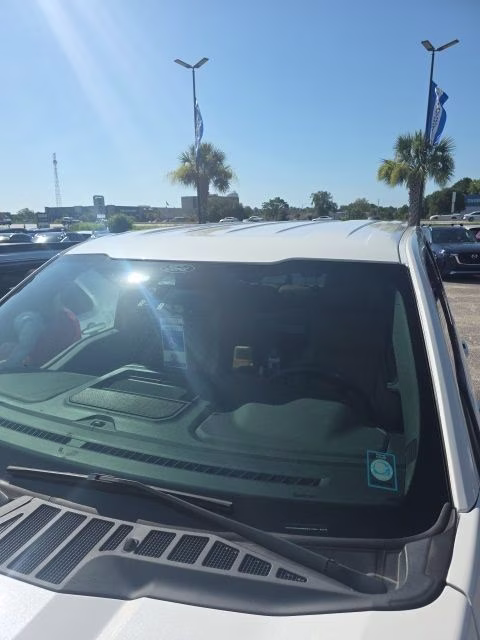 2021 White Metallic Ford F-150 Lariat 4X4 Truck