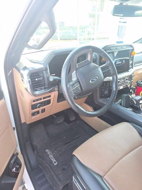 2021 White Metallic Ford F-150 Lariat 4X4 Truck