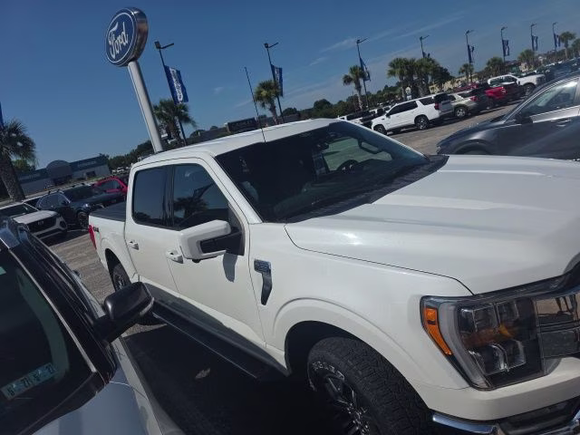 2021 White Metallic Ford F-150 Lariat 4X4 Truck