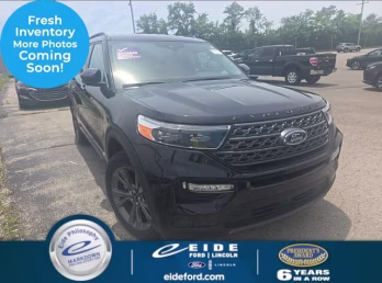 2023 Black Metallic Ford Explorer XLT 4X4 SUV