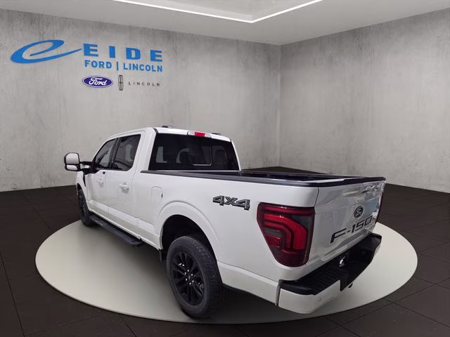 2025 Star White Metallic Tri-Coat Ford F-150 Lariat 4X4 Truck