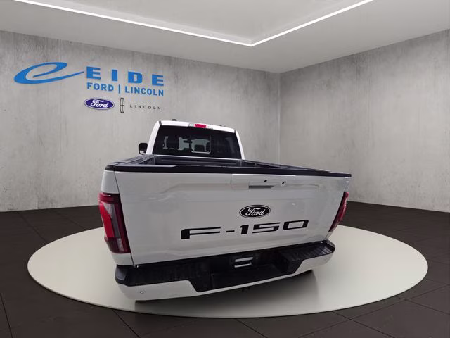 2025 Star White Metallic Tri-Coat Ford F-150 Lariat 4X4 Truck
