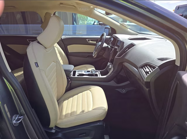 2024 Carbonized Gray Metallic Ford Edge SEL AWD SUV