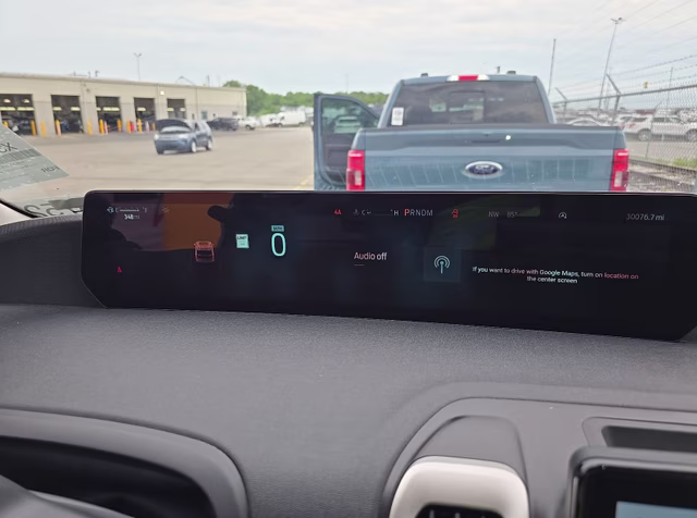 2025 Glacier Gray Metallic TriCoat Ford Expedition Max Active 4X4 SUV