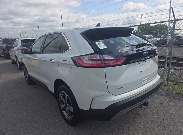 2023 Star White Metallic Tri-Coat Ford Edge SEL AWD SUV