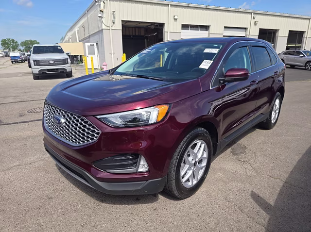 2024 Burgundy Velvet Metallic Tinted Clearcoat Ford Edge SEL AWD SUV