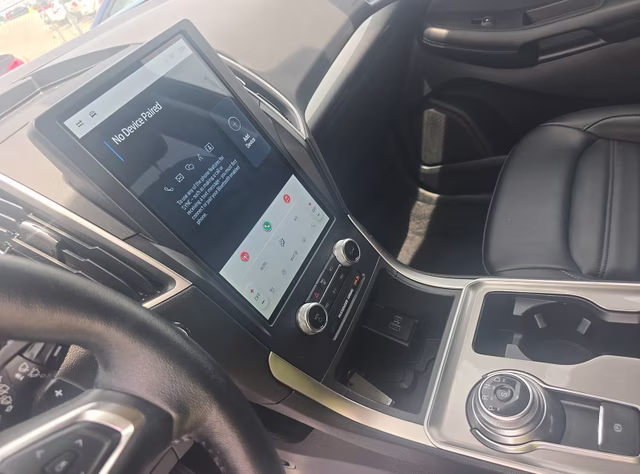2023 Agate Black Metallic Ford Edge SEL AWD SUV