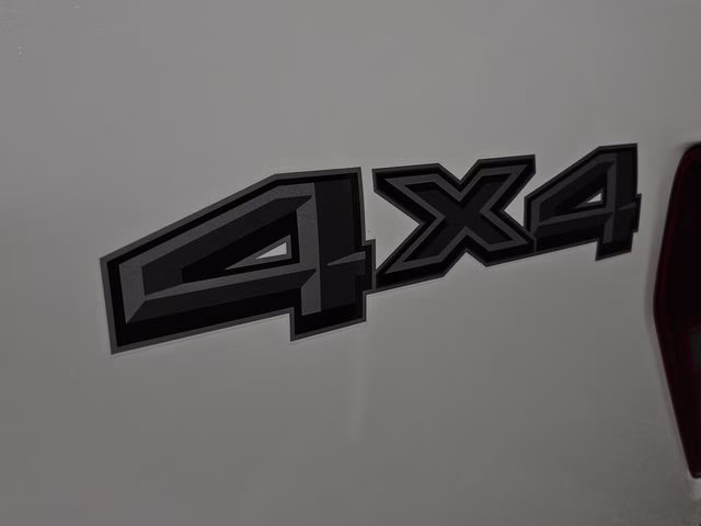 2025 Star White Metallic Tri-Coat Ford F-150 Lariat 4X4 Truck