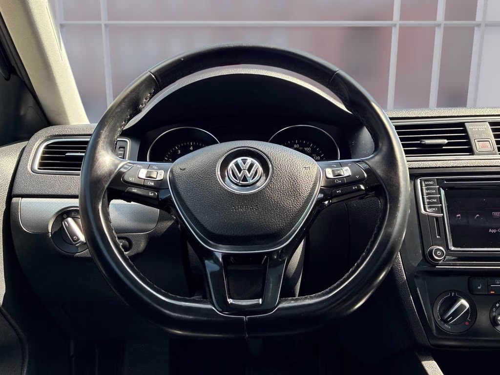 2017 Black Volkswagen Jetta 1.4T SE FWD Sedan