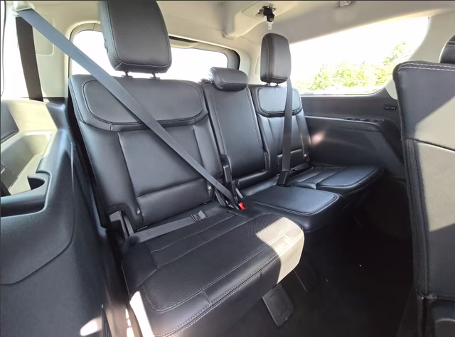 2025 Black Metallic Ford Expedition Max Platinum 4X4 SUV