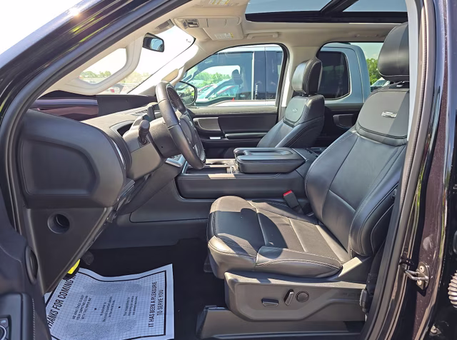 2025 Agate Black Metallic Ford Expedition Max Platinum 4X4 SUV