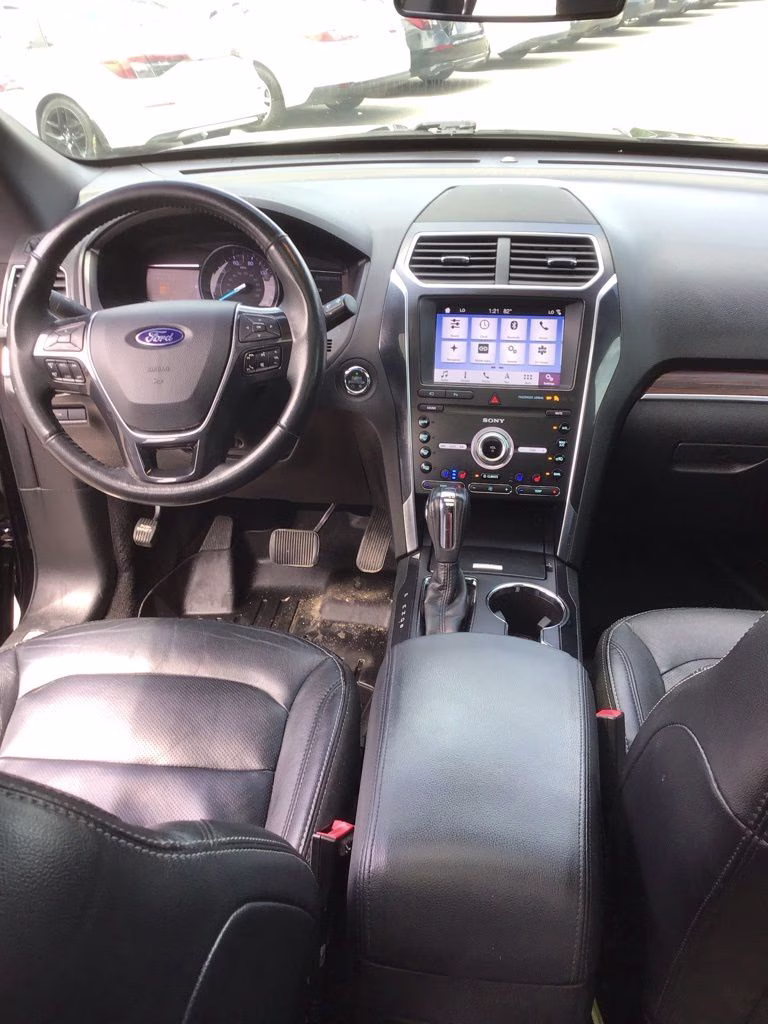 2019 Black Metallic Ford Explorer Limited 4X4 SUV