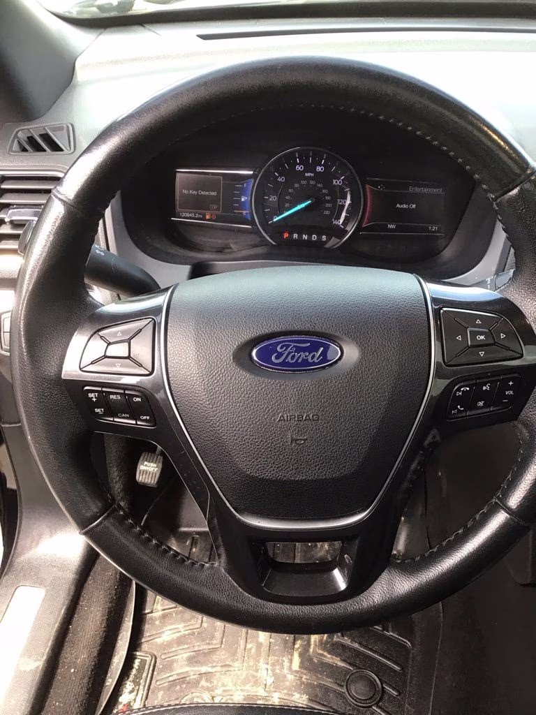 2019 Black Metallic Ford Explorer Limited 4X4 SUV