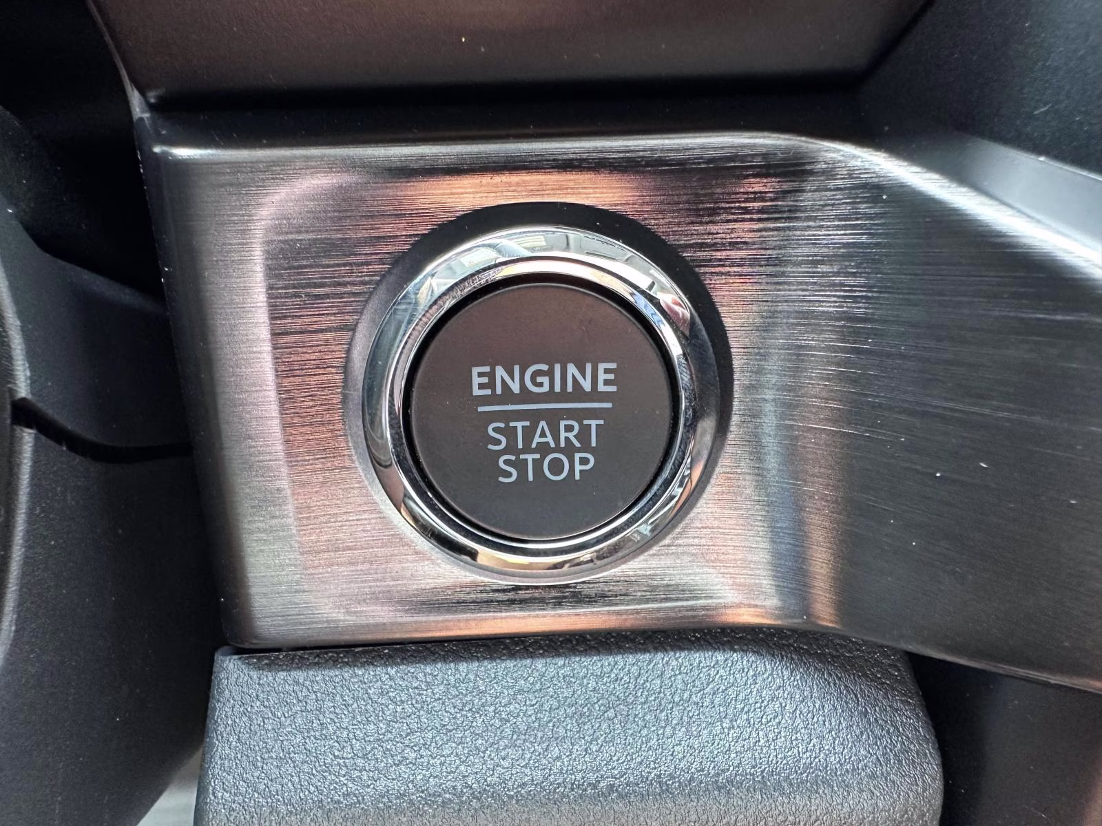 2026 Avalanche Ford Super Duty F-250 SRW Lariat Roush 4X4 Truck