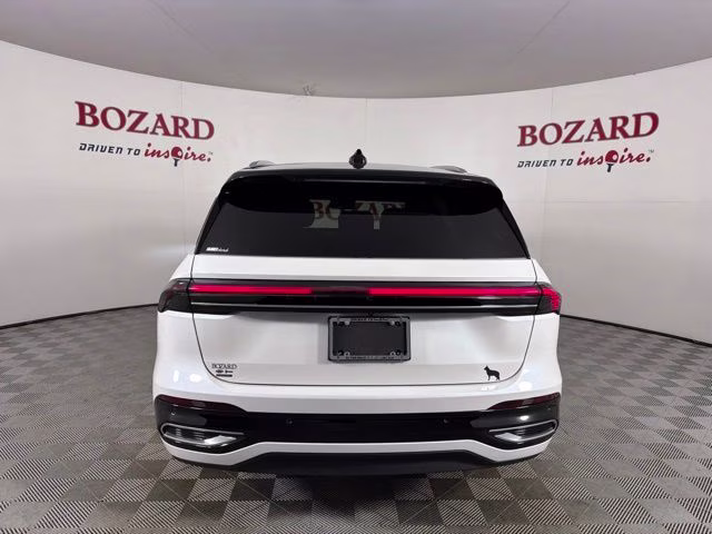 2024 White Platinum Clearcoat Metallic Lincoln Nautilus Black Label AWD SUV