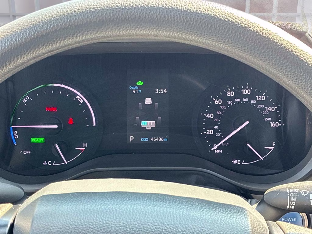 2023 Ice Toyota Sienna LE FWD Van