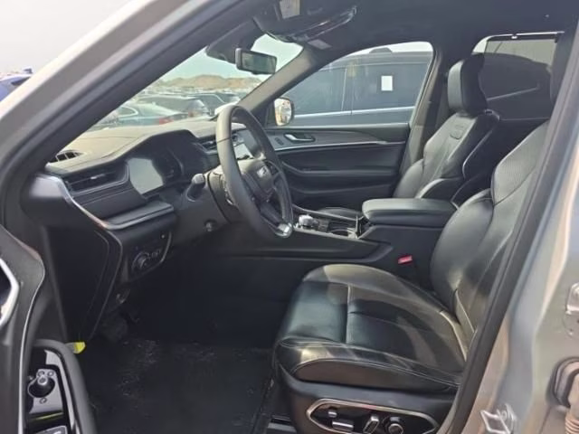 2023 Silver Zynith Jeep Grand Cherokee Overland 4xe 4X4 SUV