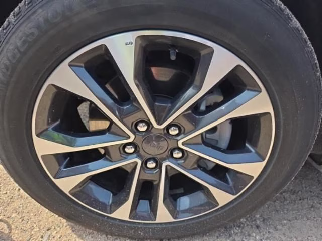 2023 Silver Zynith Jeep Grand Cherokee Overland 4xe 4X4 SUV