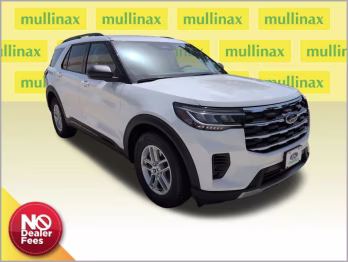 2026 Star White Metallic Tri-Coat Ford Explorer Active RWD SUV