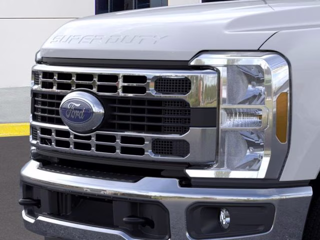 2026 Oxford White Ford Super Duty F-250 SRW XLT 4X4 Truck